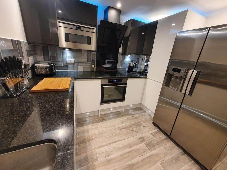 Luton Town Centre Executive Apartment Εξωτερικό φωτογραφία