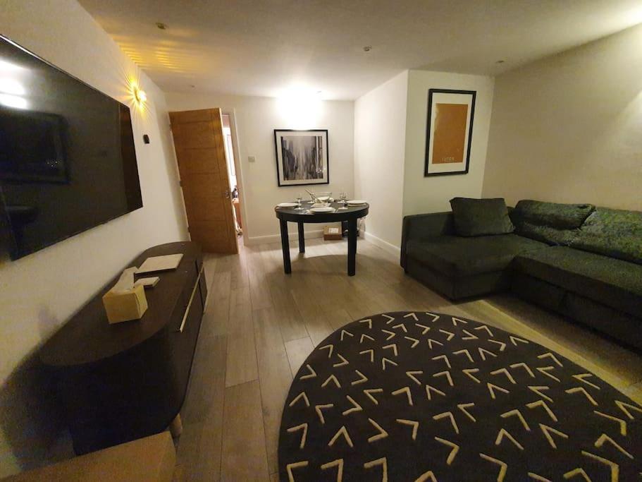 Luton Town Centre Executive Apartment Εξωτερικό φωτογραφία